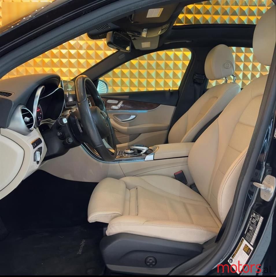 2016' Mercedes-Benz C 300 photo #2