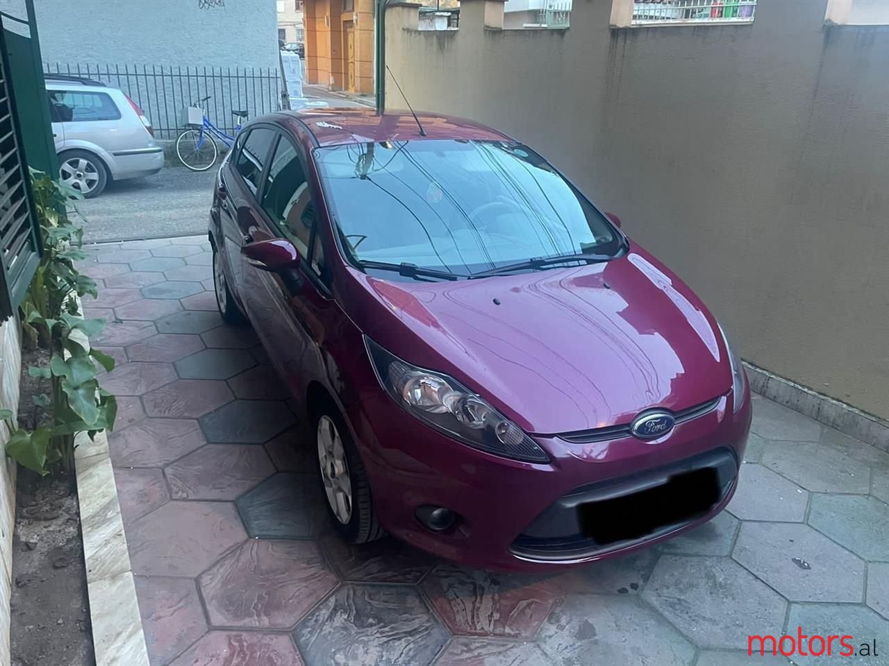 2010' Ford Fiesta photo #1