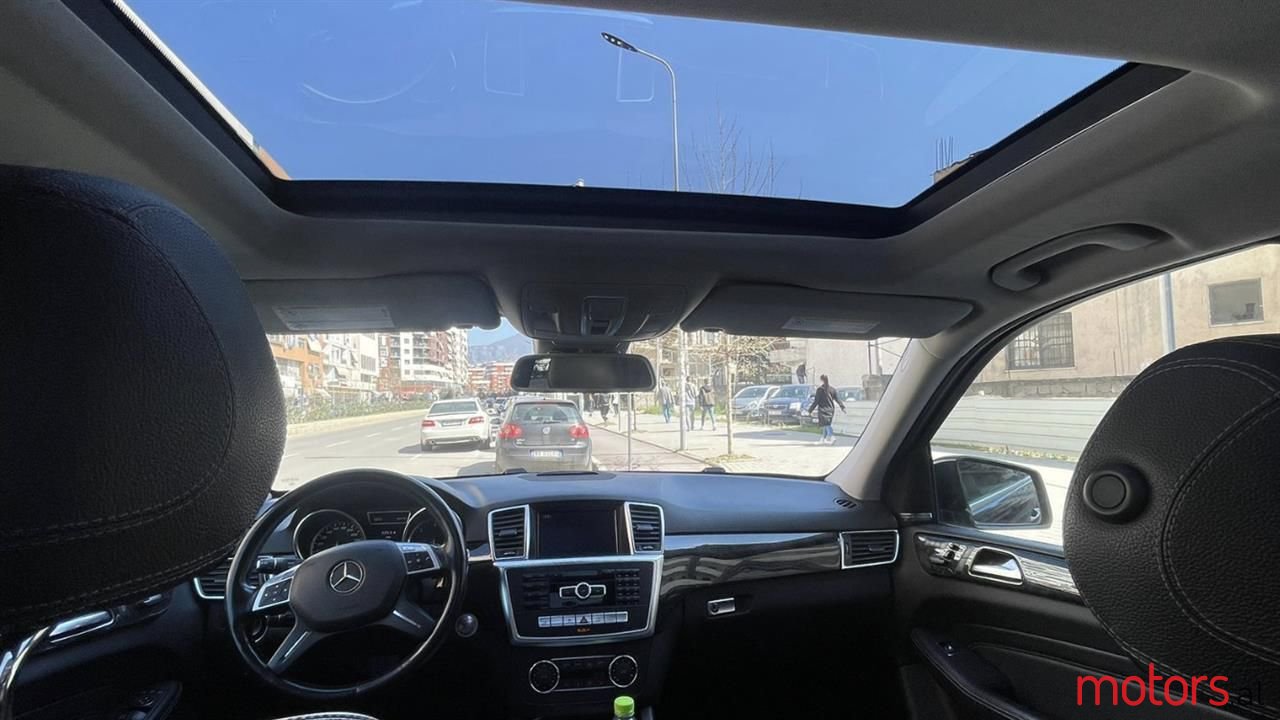 2012' Mercedes-Benz ML 350 photo #5