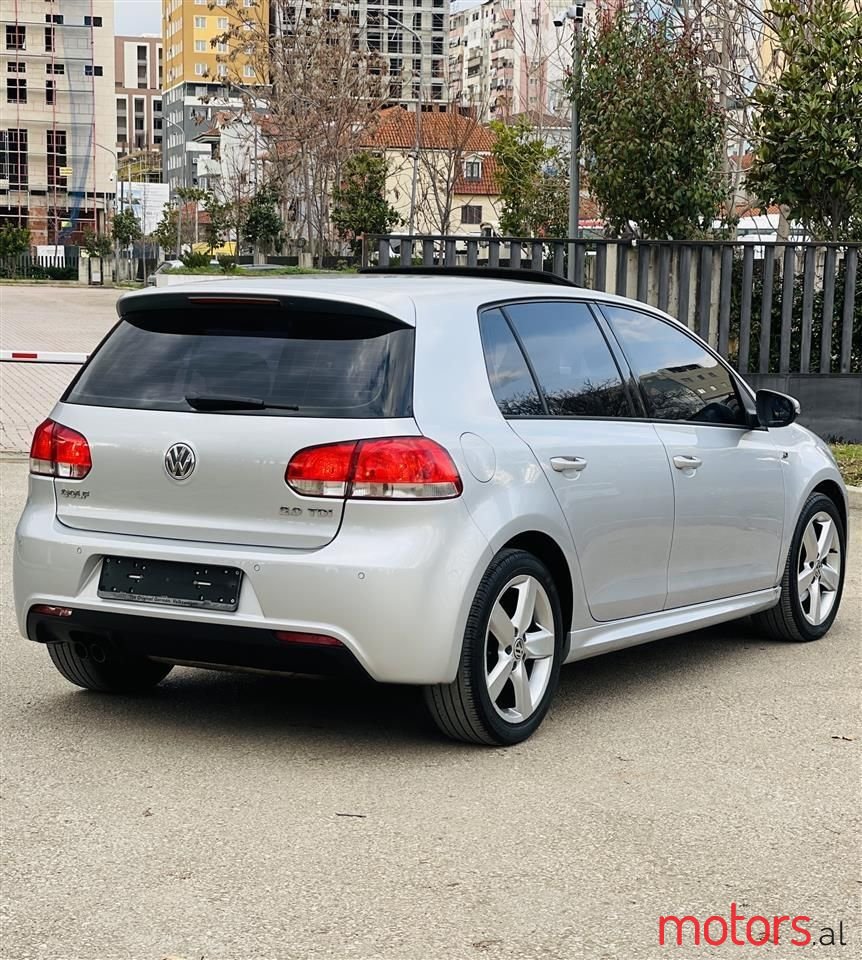 2012' Volkswagen Golf photo #3