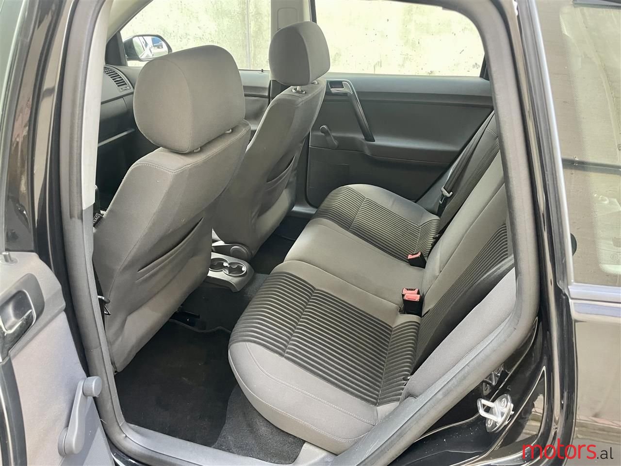 2007' Volkswagen Polo photo #4