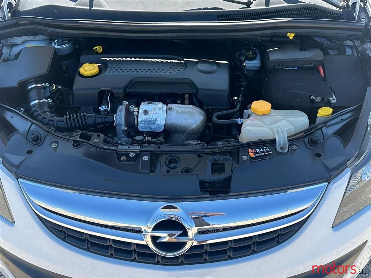 2013' Opel Corsa photo #5