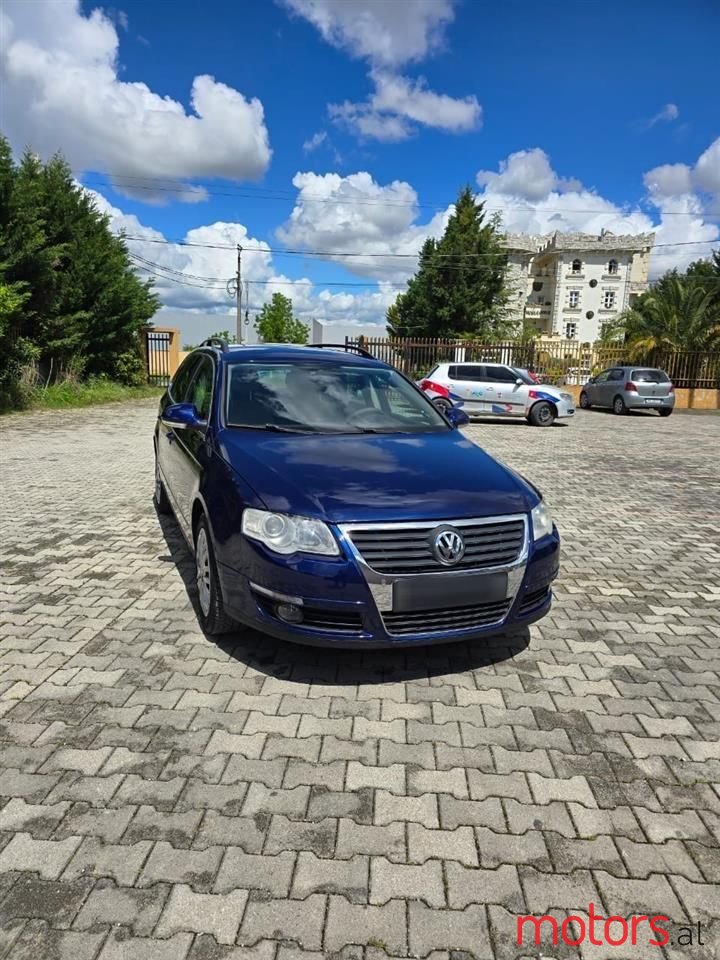 2006' Volkswagen Passat photo #5