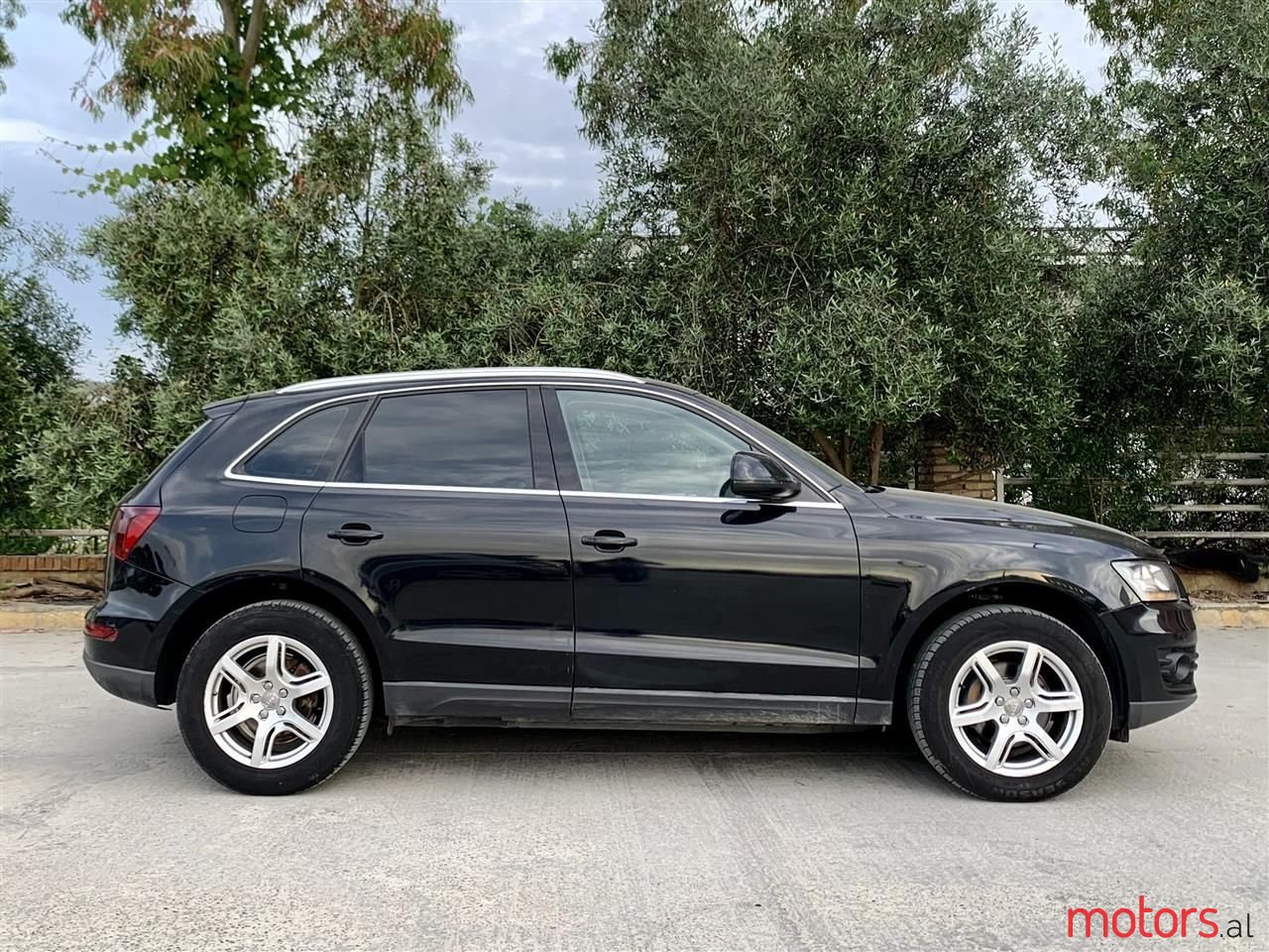 2011' Audi Q5 photo #4