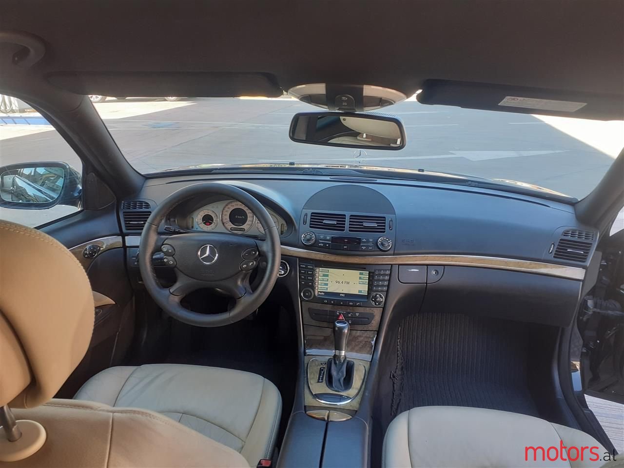 2007' Mercedes-Benz E 320 photo #3