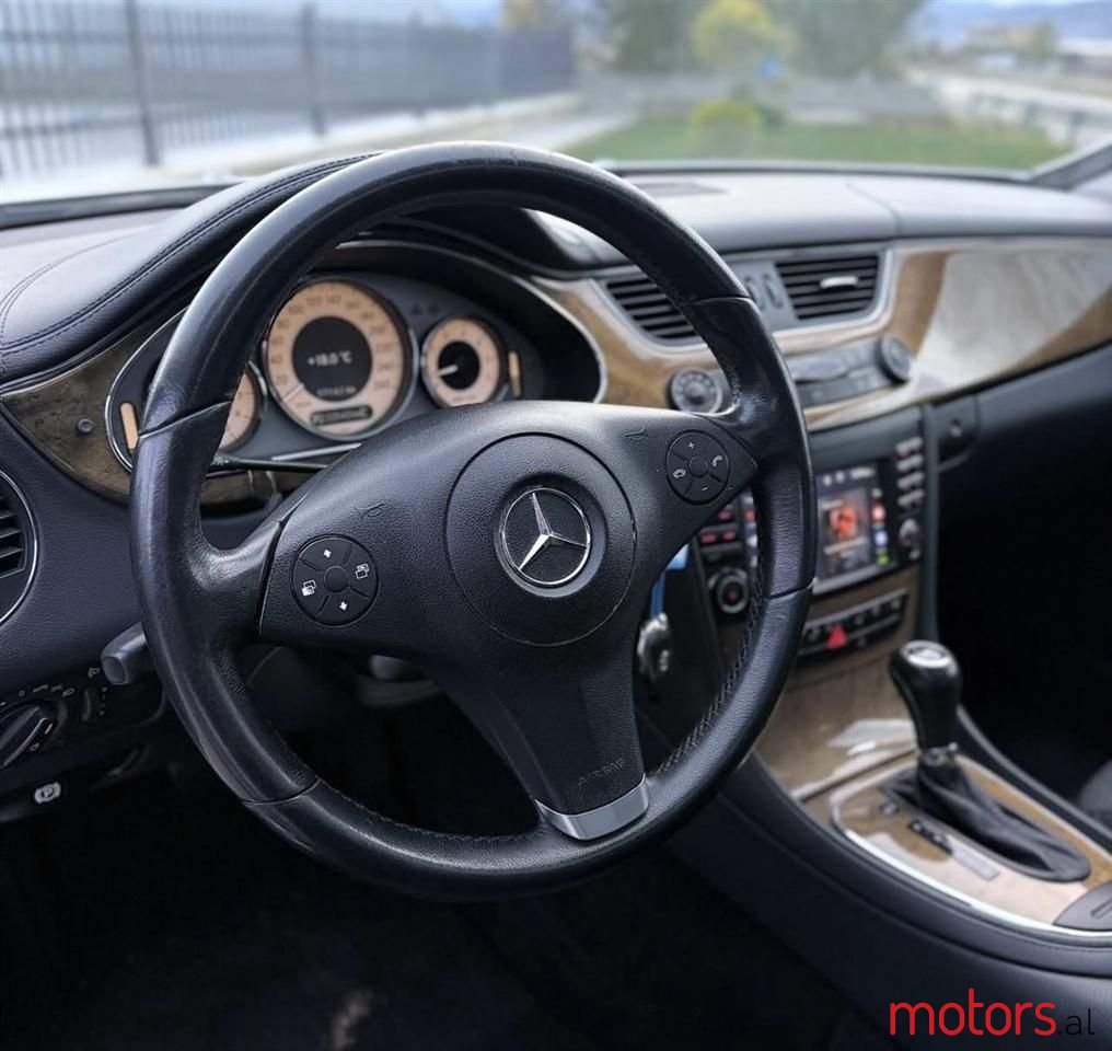2009' Mercedes-Benz CLS 280 photo #5