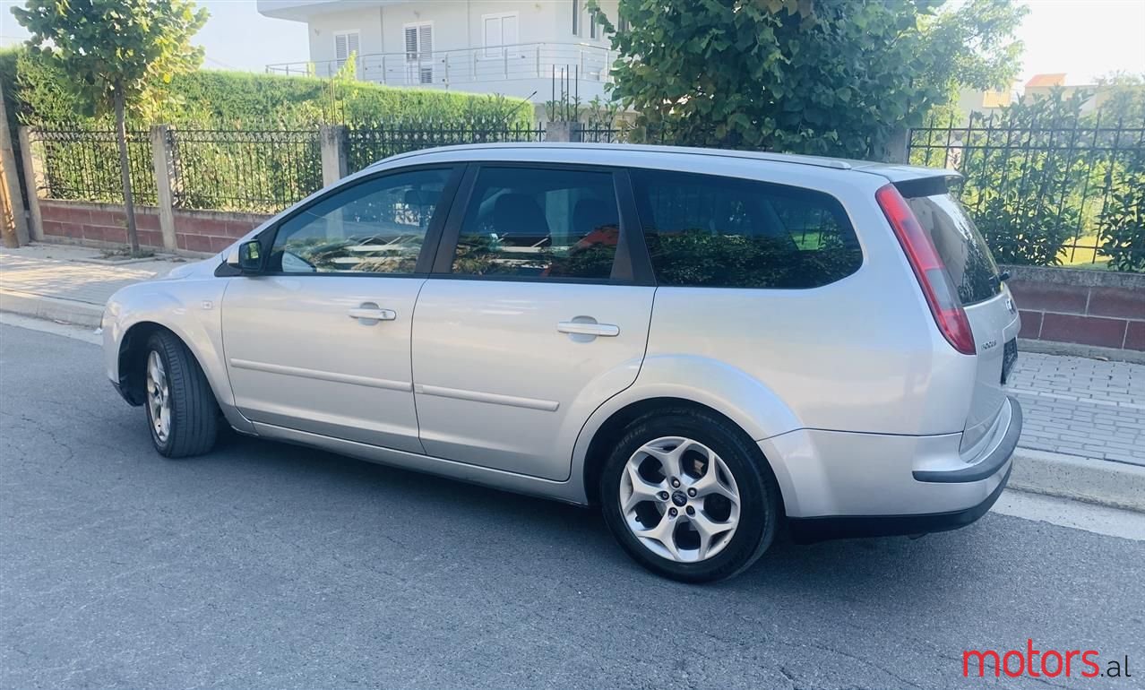 2008' Ford Focus photo #6