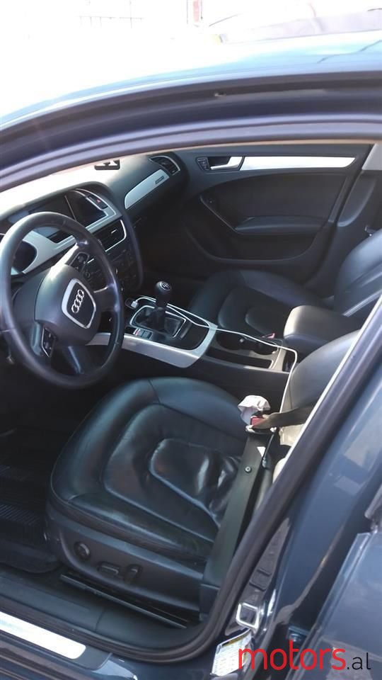 2010' Audi A4 photo #6