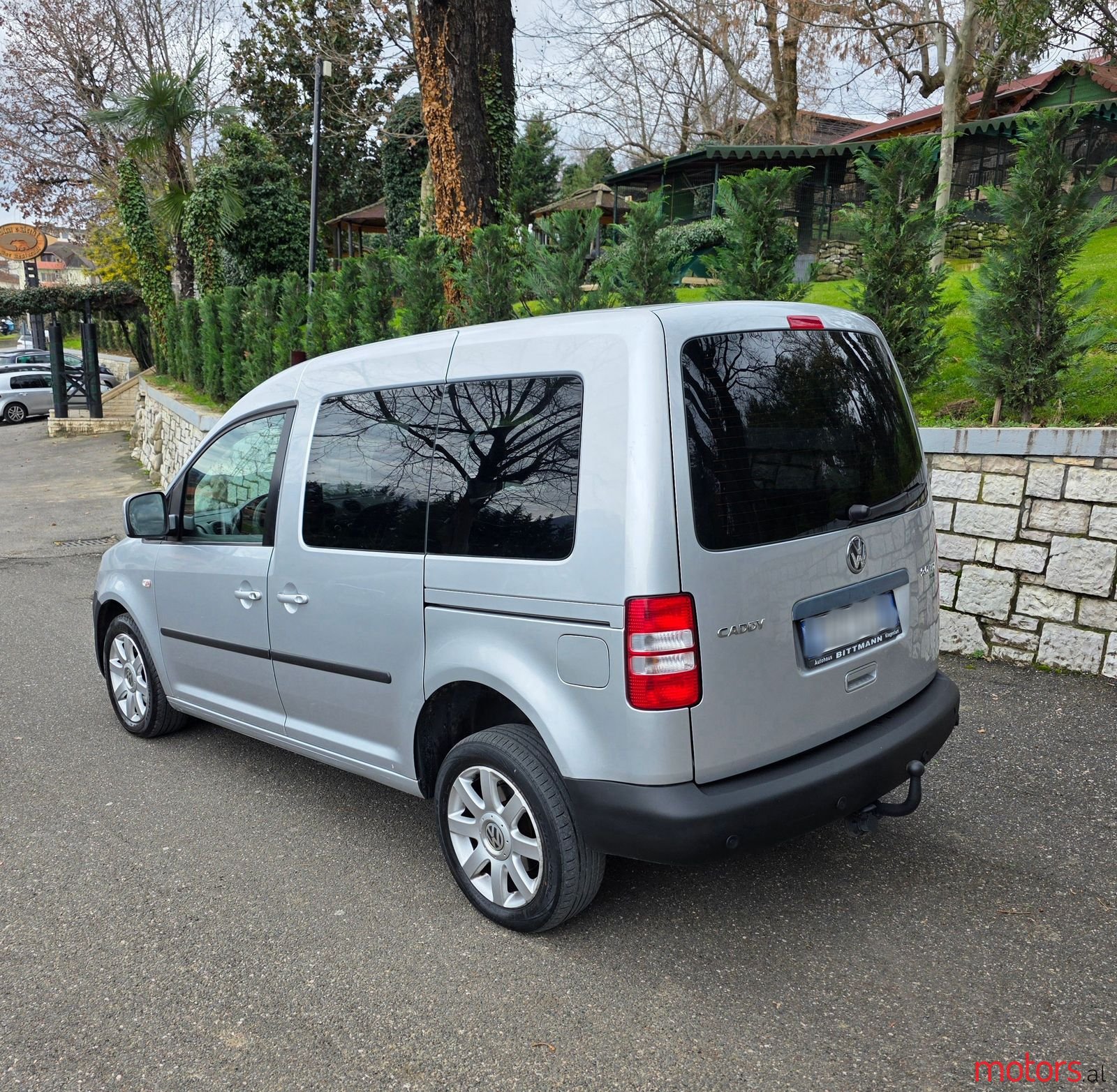 2011' Volkswagen Caddy photo #4