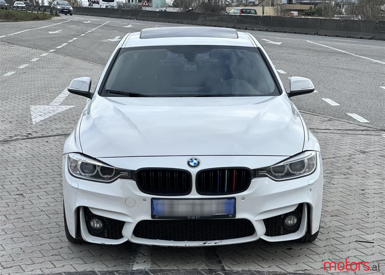 2013' BMW 320 photo #3