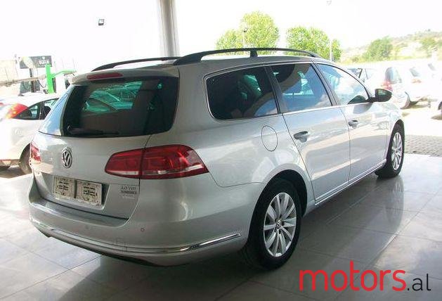 2013' Volkswagen Passat photo #2