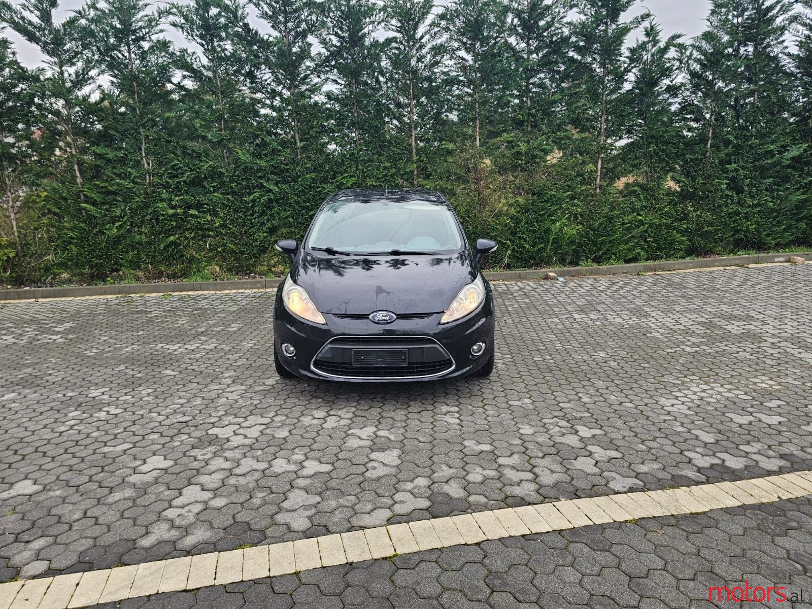 2010' Ford Fiesta photo #1