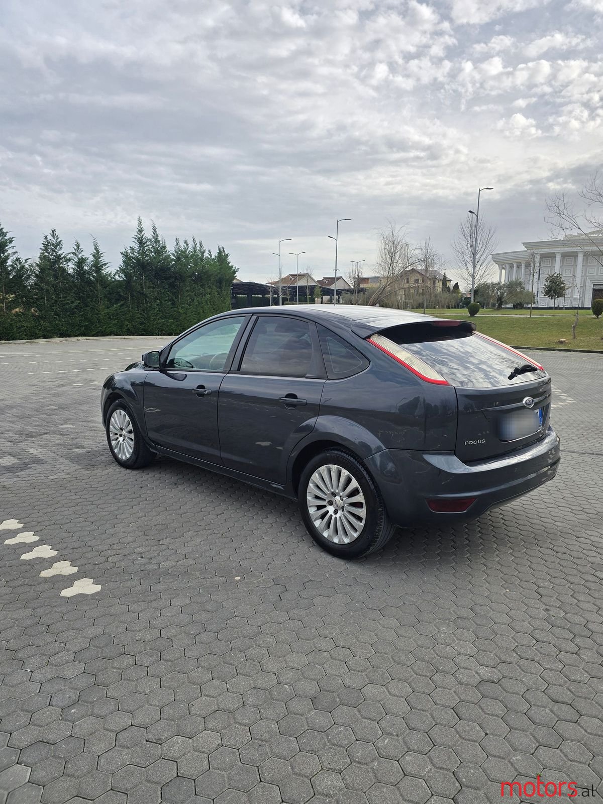 2010' Ford Focus photo #6