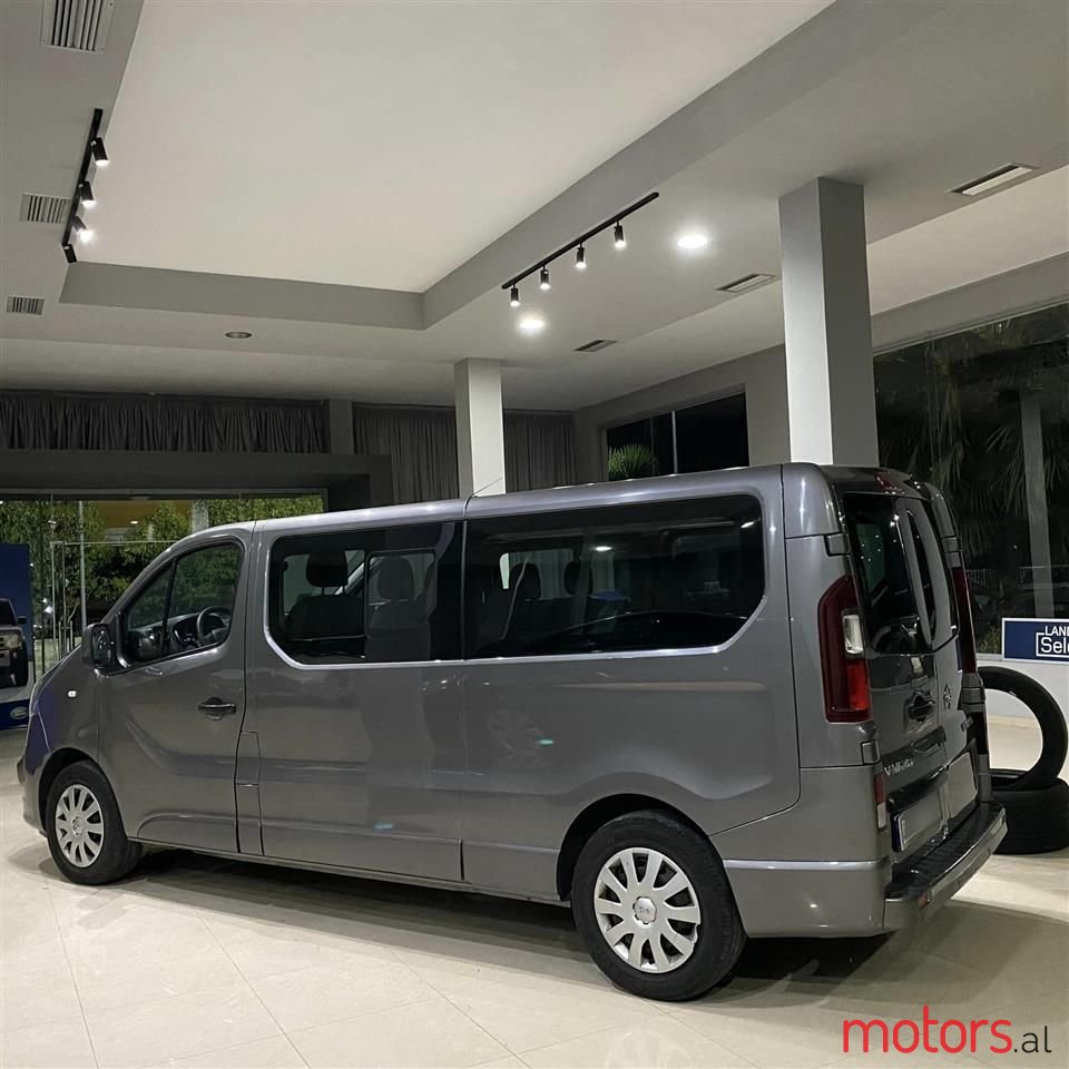 2018' Opel Vivaro photo #2