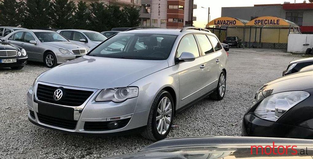 2005' Volkswagen Passat photo #1