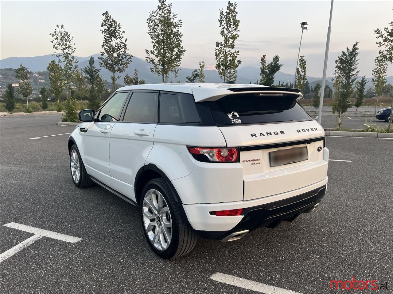 2014' Land Rover Range Rover Evoque photo #2