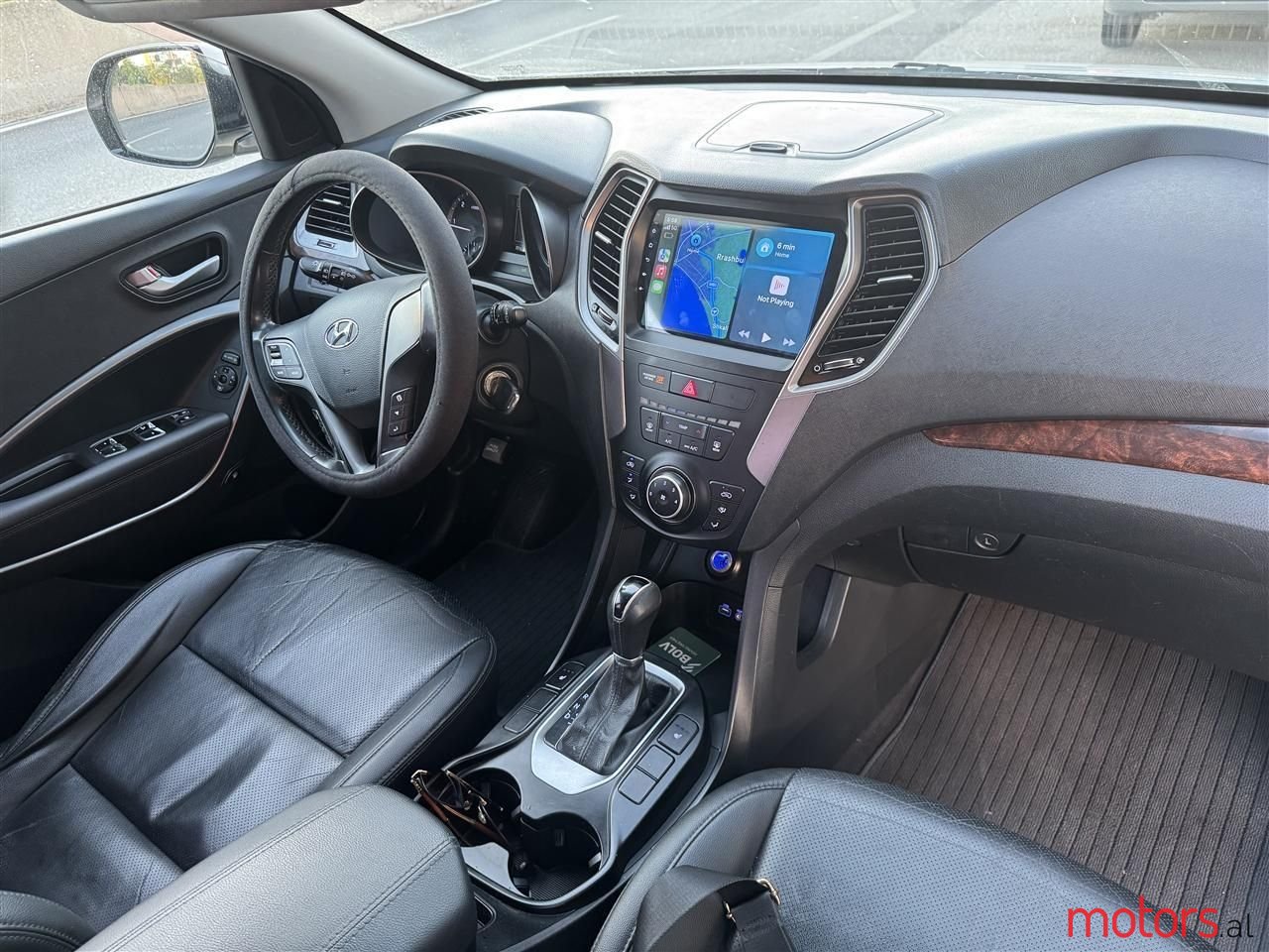 2016' Hyundai Santa Fe photo #3