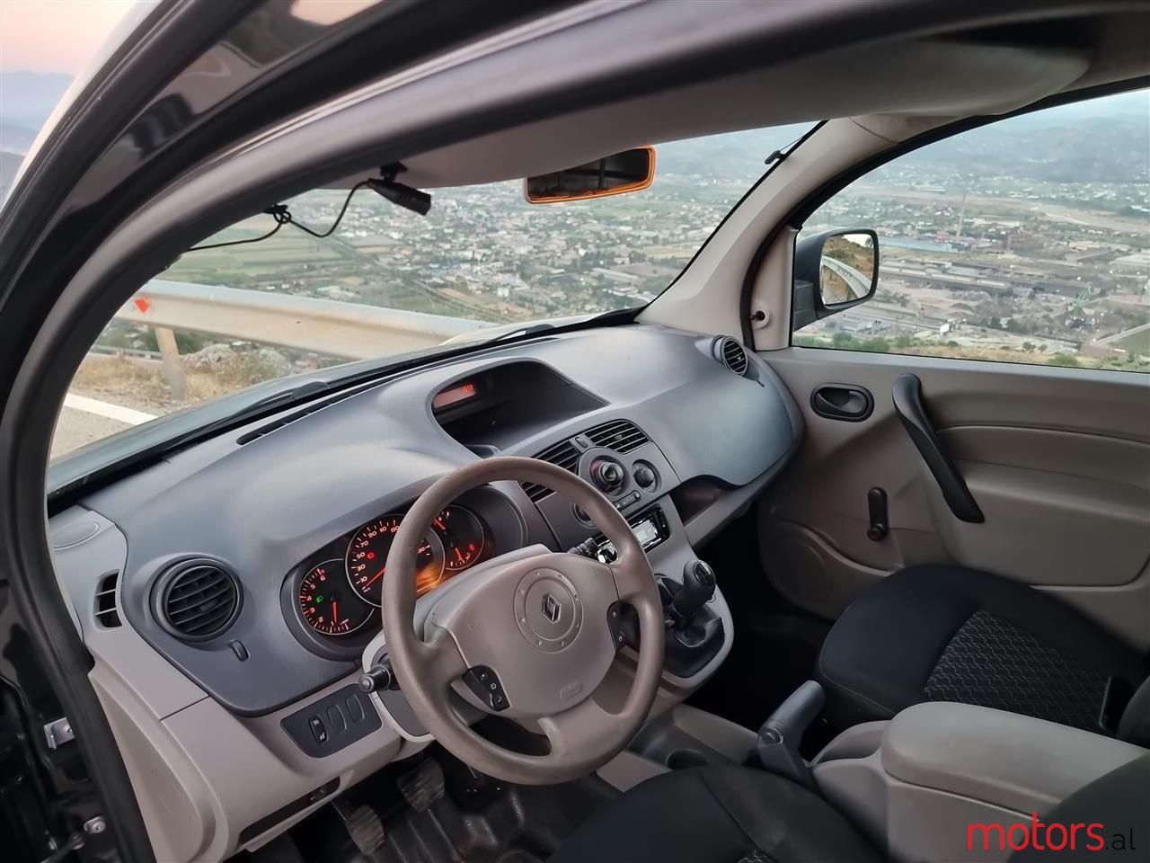 2009' Renault Kangoo photo #6