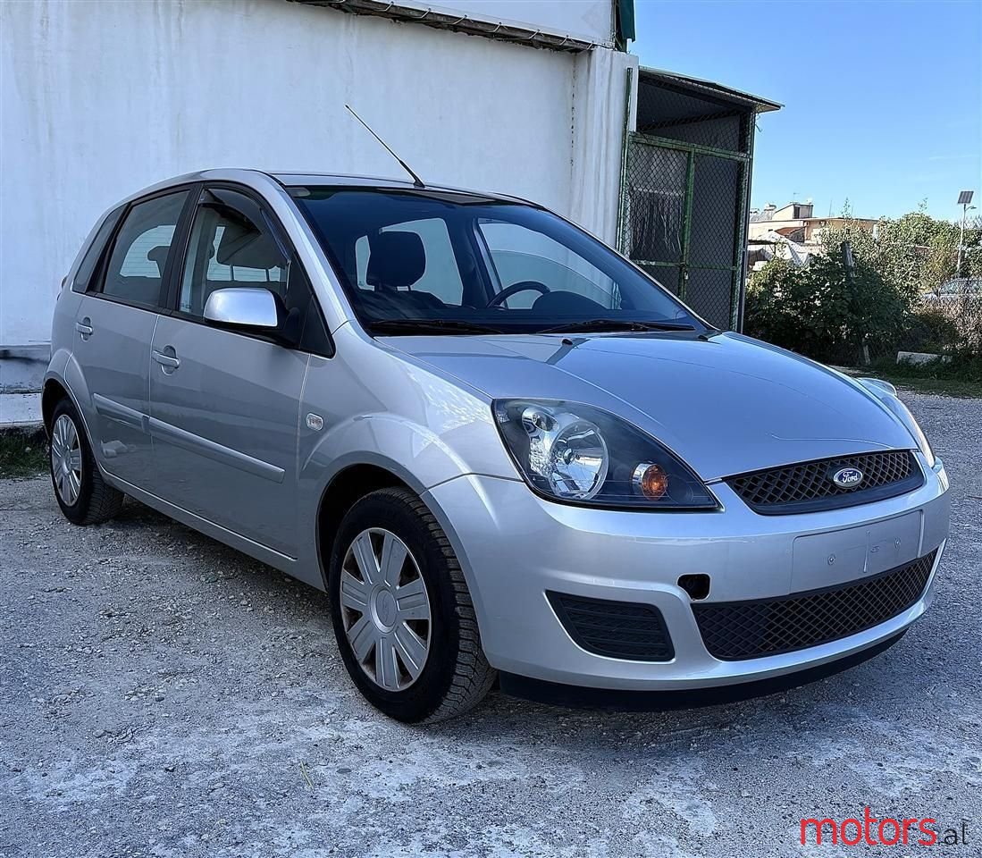 2008' Ford Fiesta photo #4