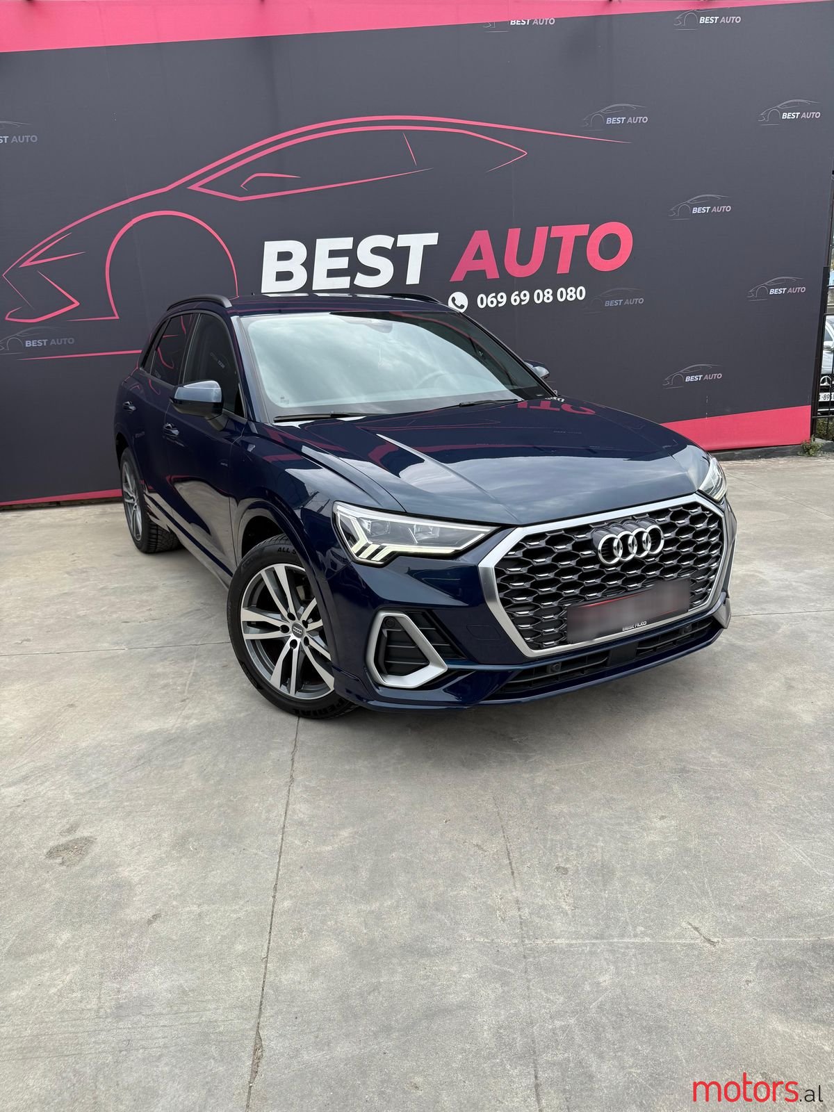 2019' Audi Q3 photo #1