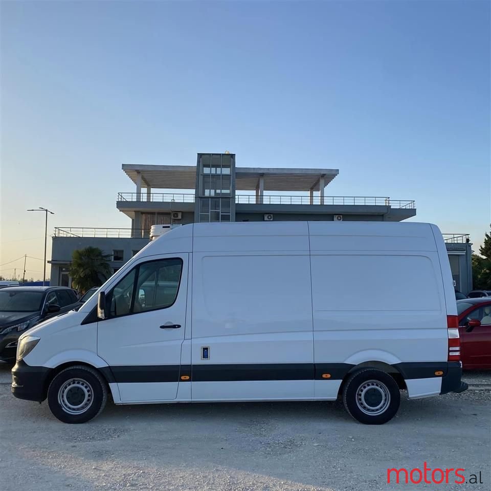 2016' Mercedes-Benz Viano photo #2