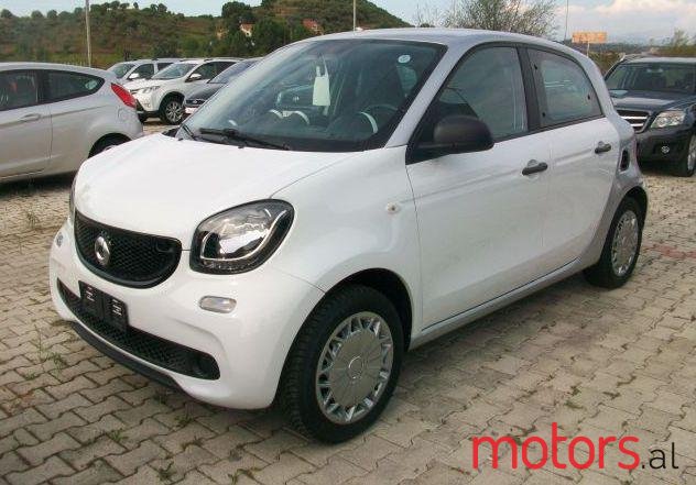 2017' Smart Forfour photo #1