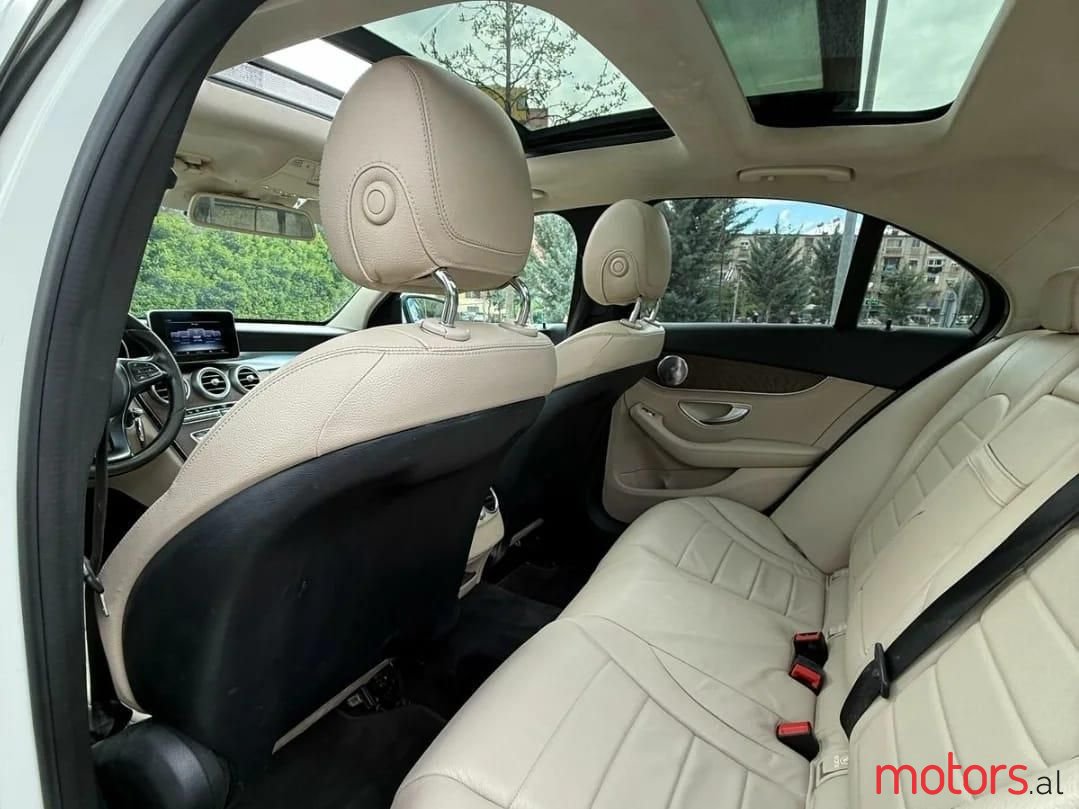 2017' Mercedes-Benz C 300 photo #6