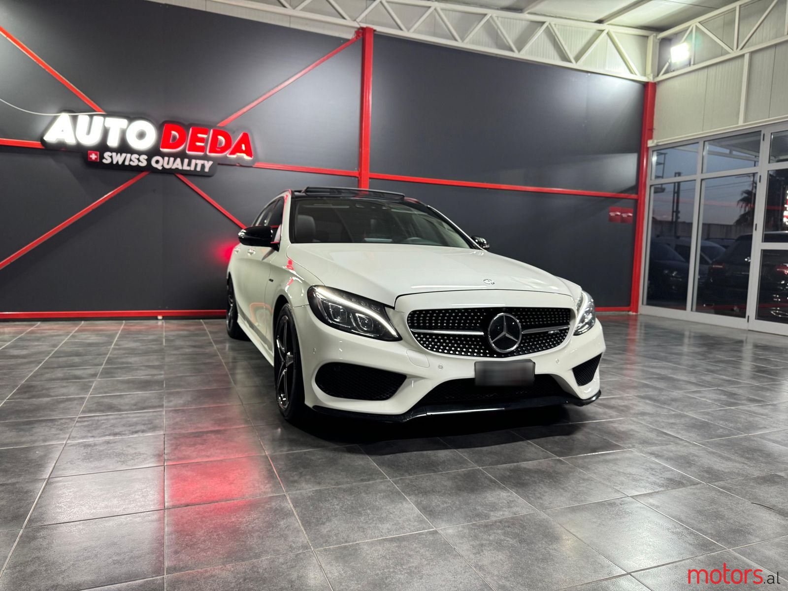 2016' Mercedes-Benz C 250 photo #1