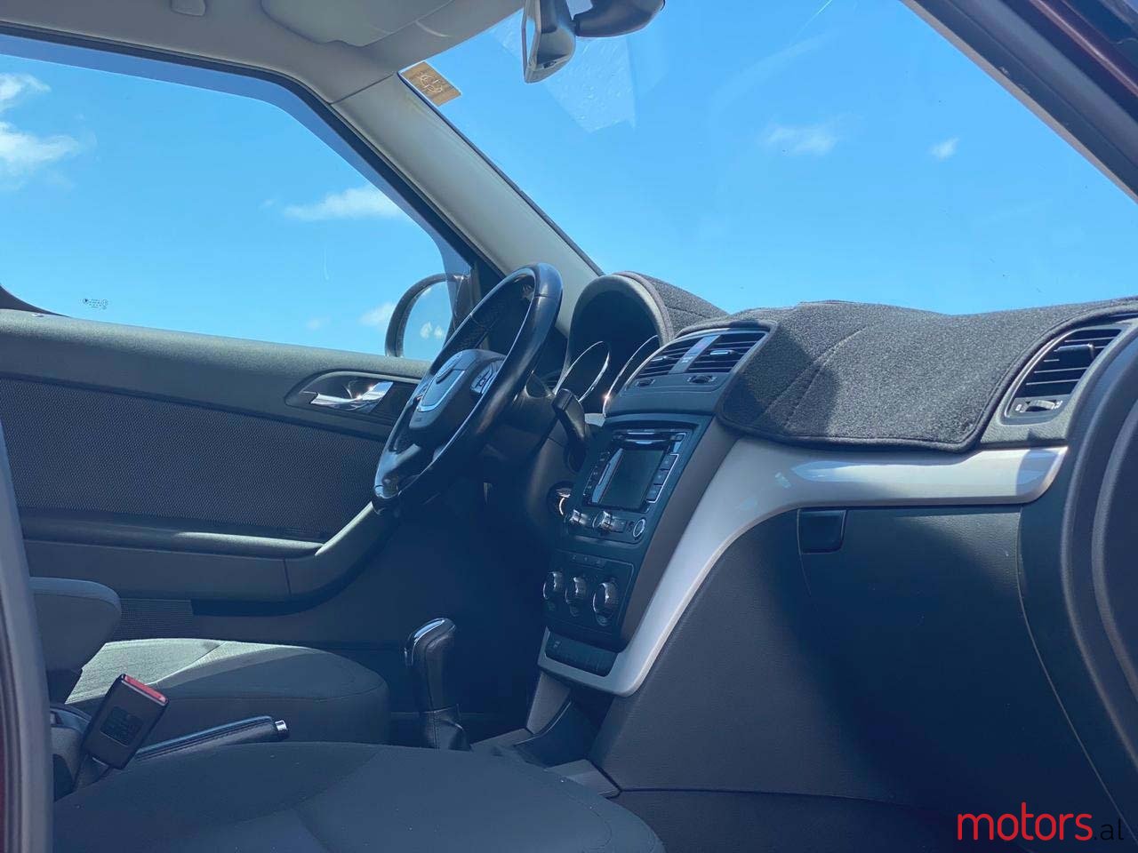 2011' Skoda Yeti photo #6