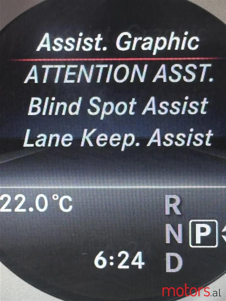 2015' Mercedes-Benz GLK 250 photo #6