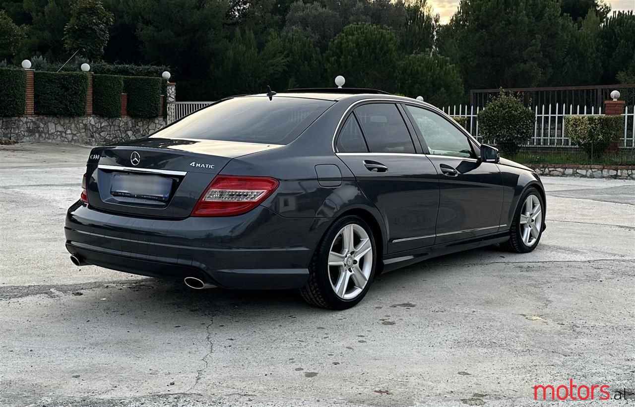 2010' Mercedes-Benz C 300 photo #6