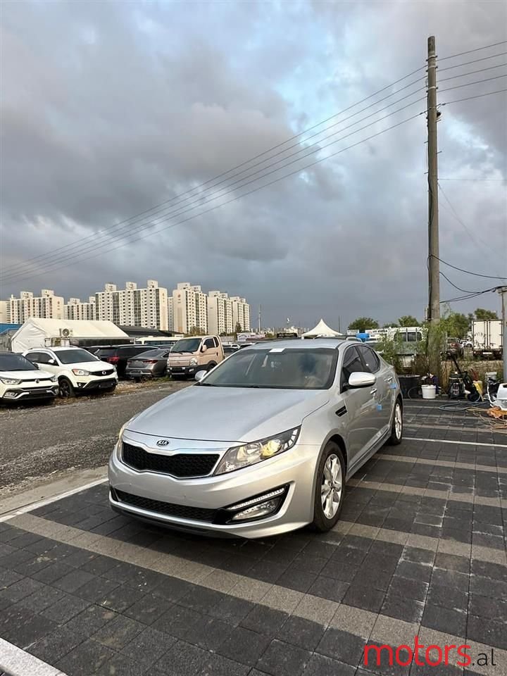 2012' Kia K5 photo #2