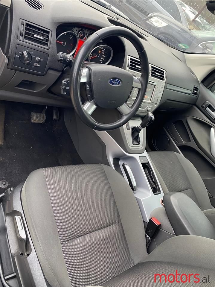 2012' Ford Kuga photo #4