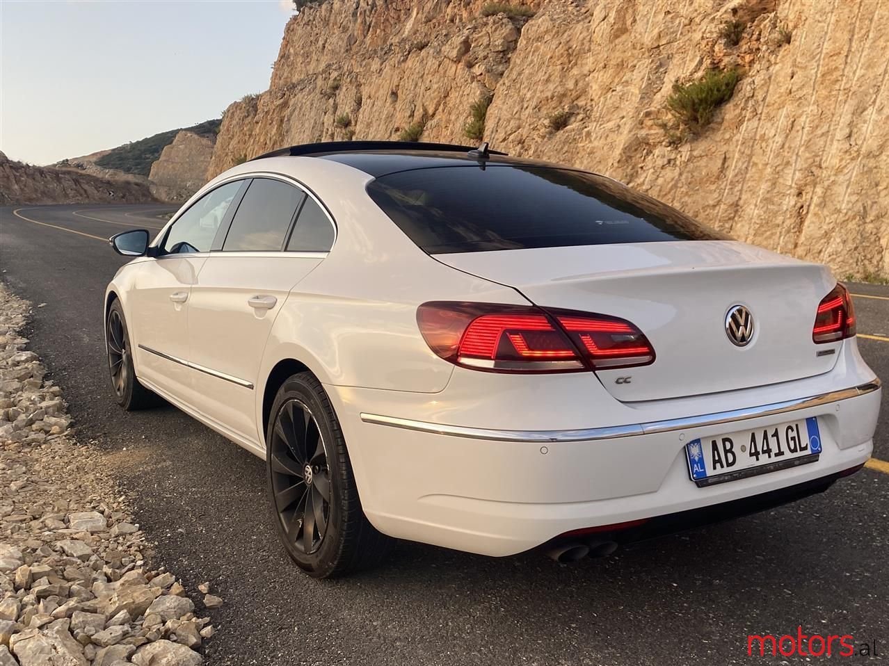 2013' Volkswagen photo #1