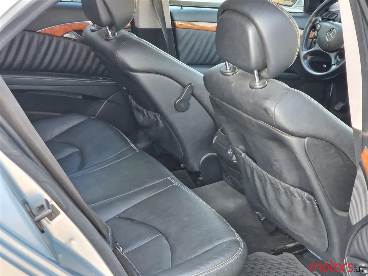 2008' Mercedes-Benz E 220 photo #5