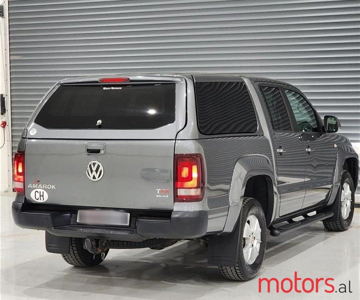 2015' Volkswagen Amarok photo #4