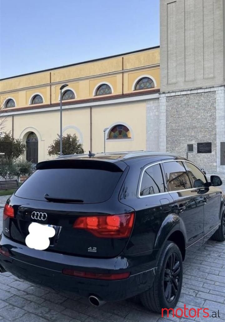 2008' Audi Q7 photo #4