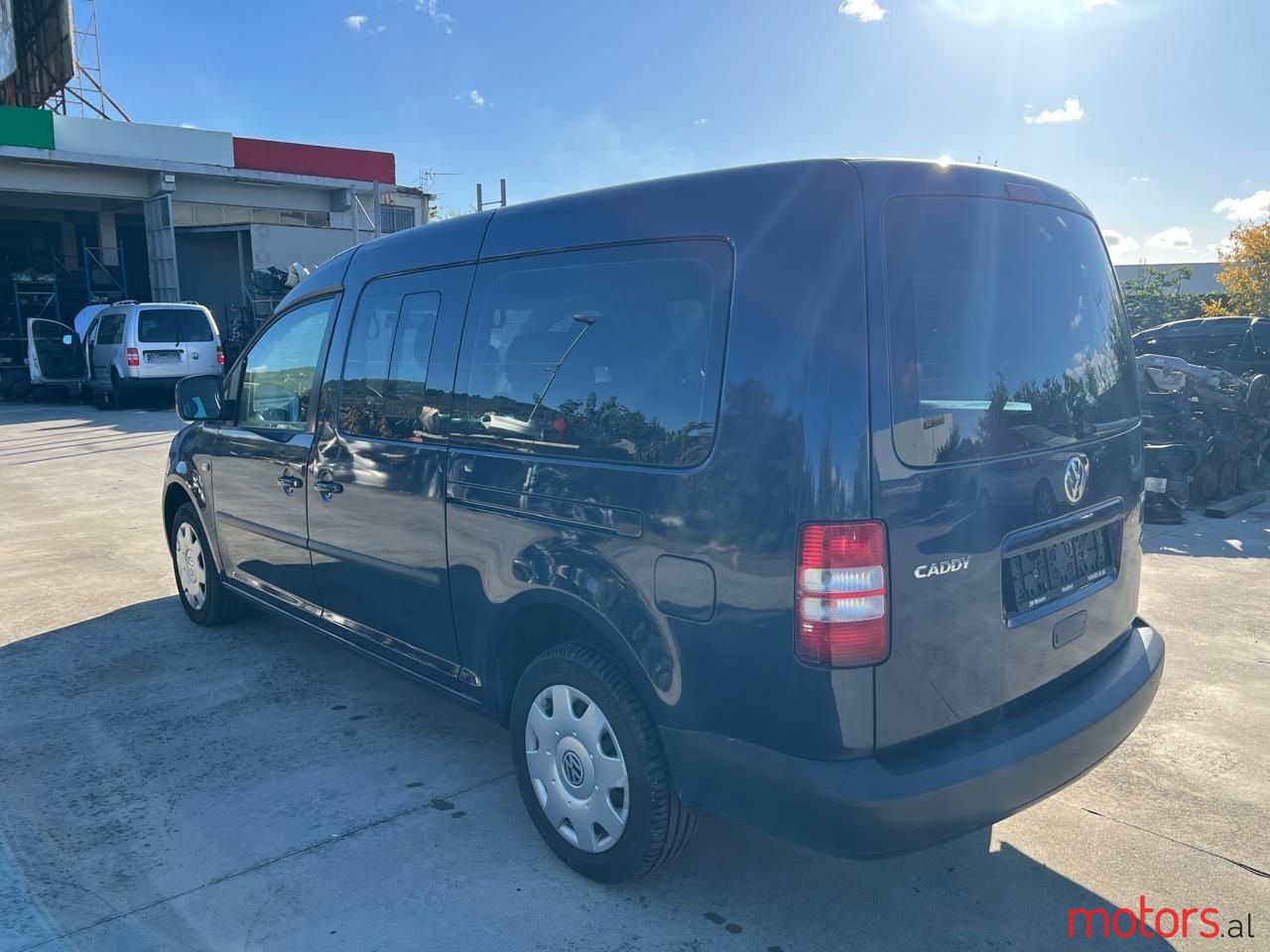 2012' Volkswagen Caddy photo #4