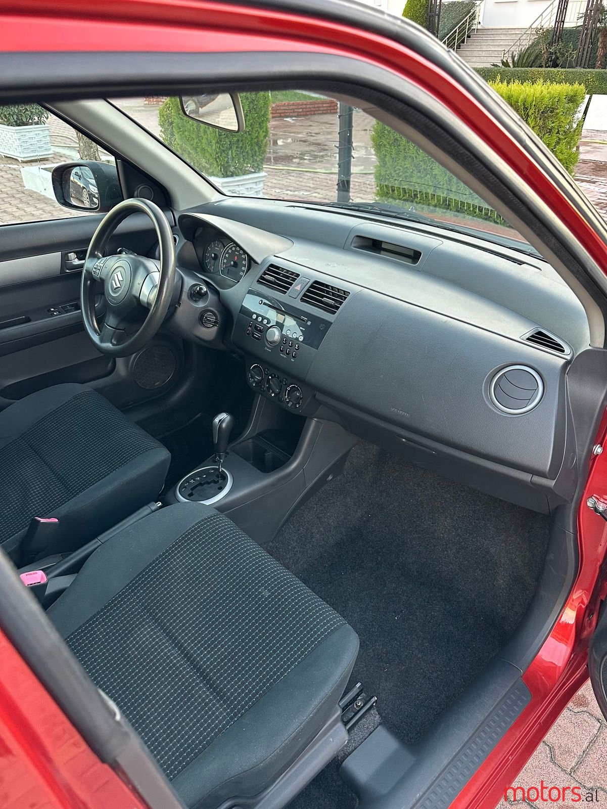 2008' Suzuki Swift photo #4