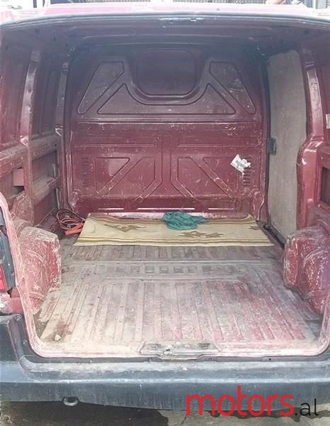 2000' Mercedes-Benz V 220 photo #3