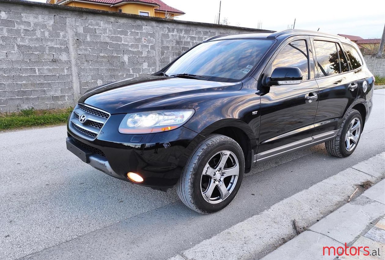 2009' Hyundai Santa Fe photo #1