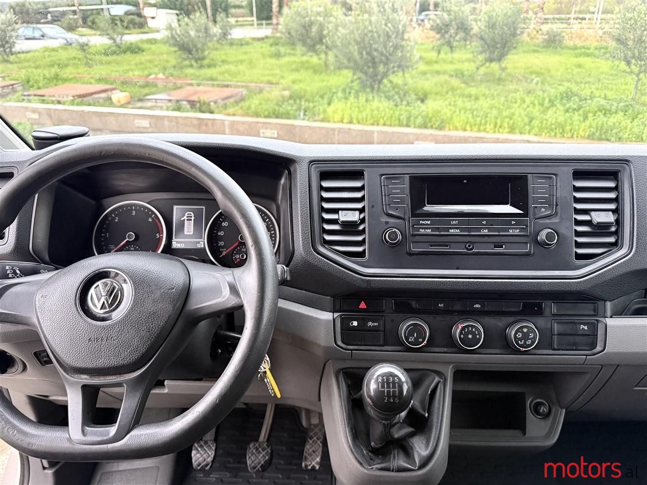 2019' Volkswagen Crafter photo #2