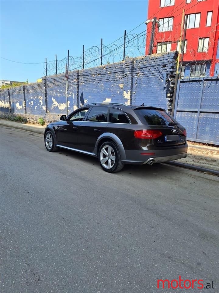 2011' Audi Allroad photo #5