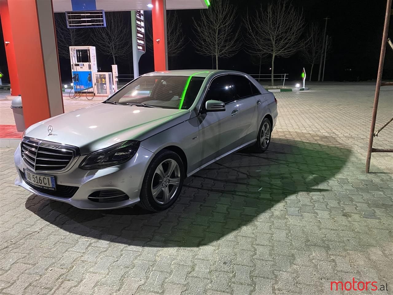 2010' Mercedes-Benz 200 photo #6