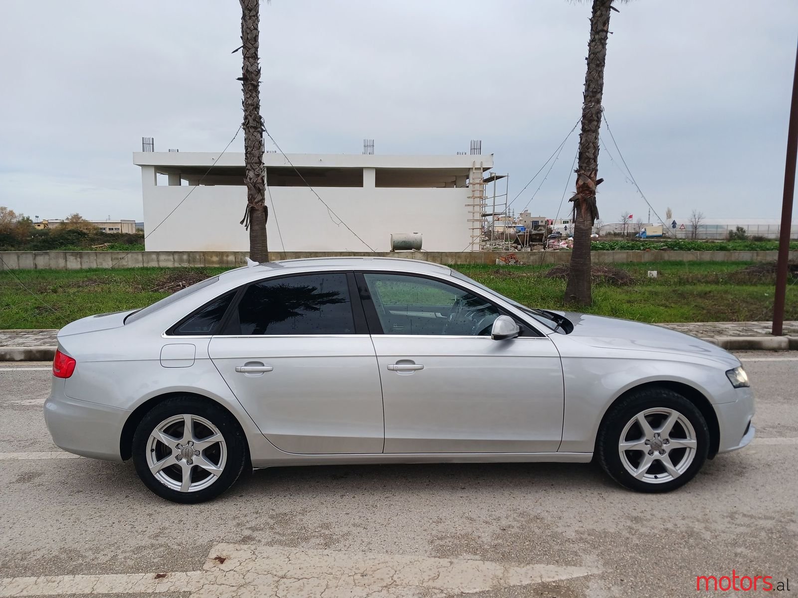 2010' Audi A4 photo #6