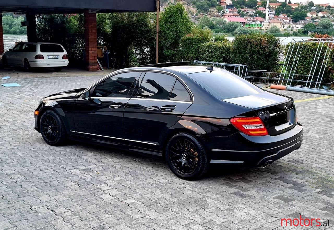 2014' Mercedes-Benz 350 photo #3