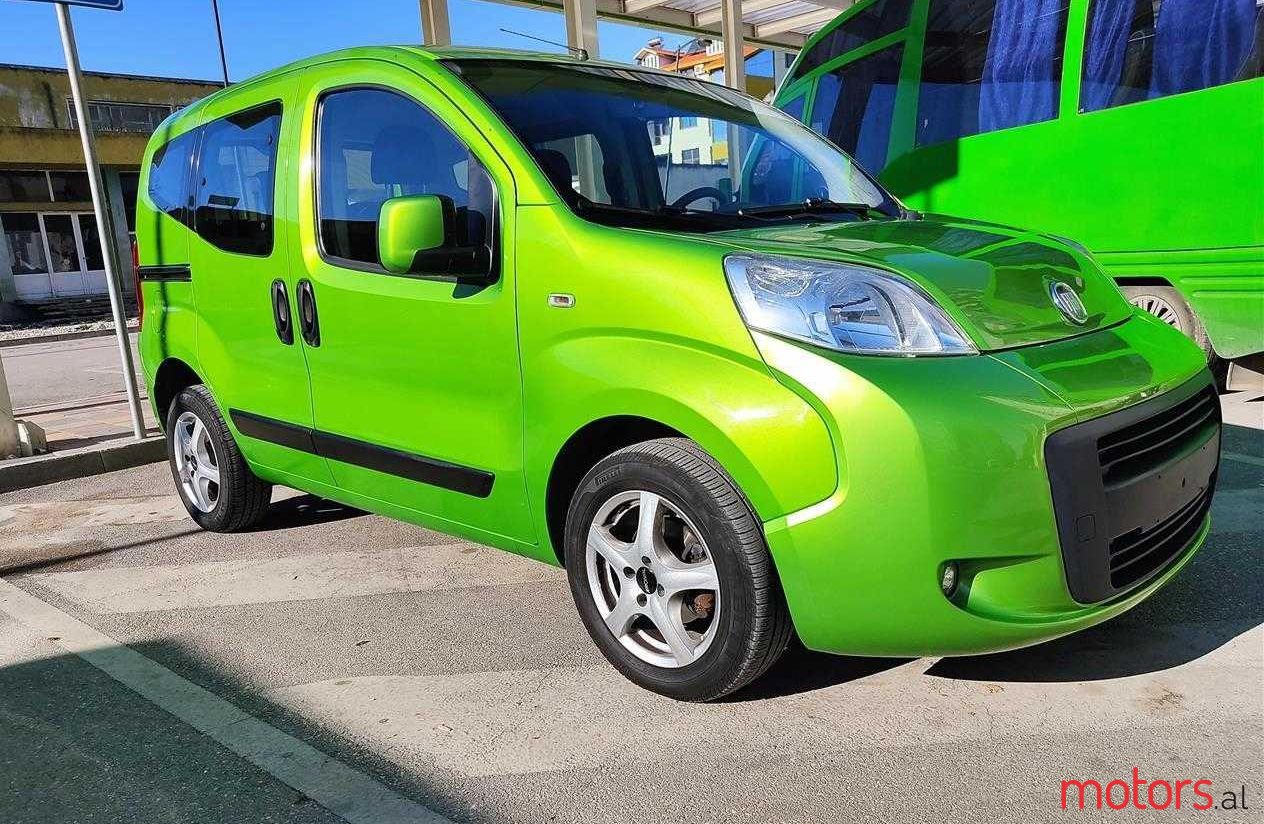 2009' Fiat QUBO photo #1
