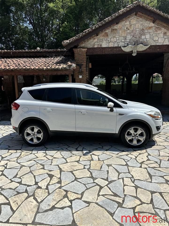 2011' Ford Kuga photo #1