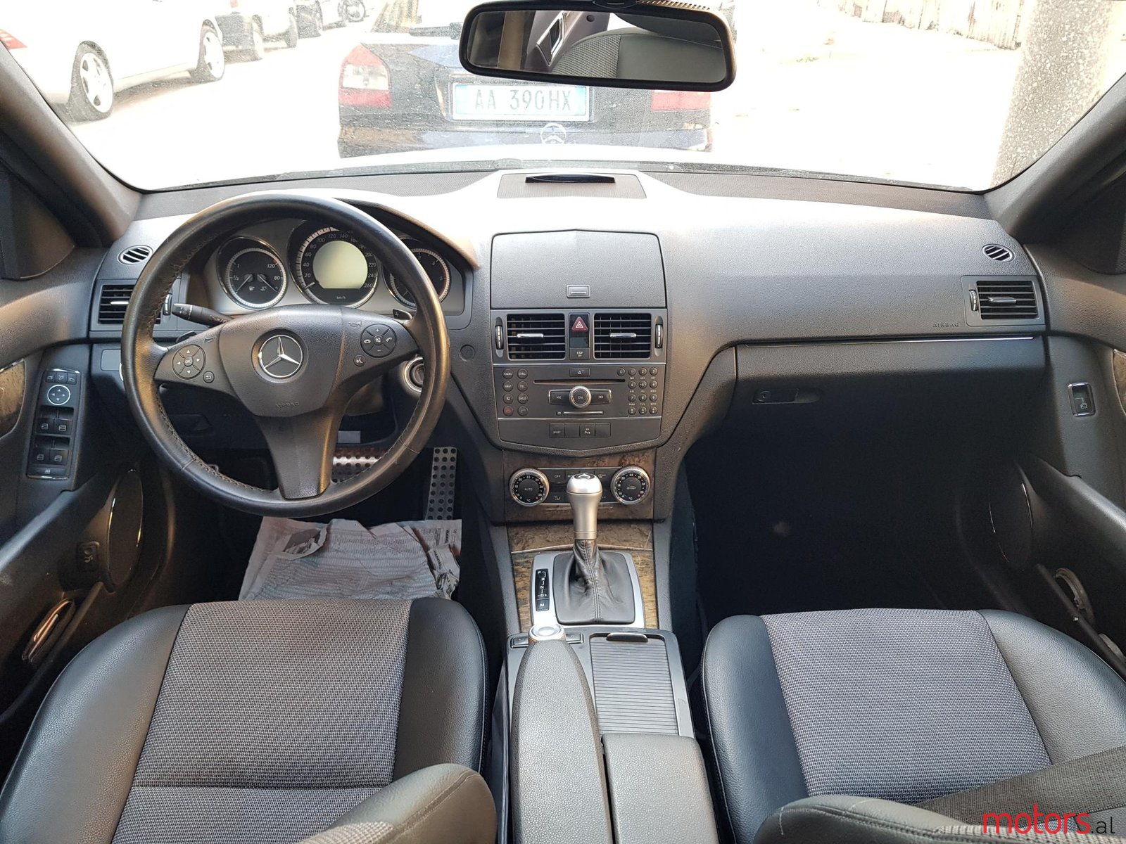 2009' Mercedes-Benz C-Class photo #4