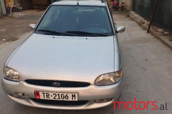 1997' Ford Escort photo #1